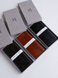 کیف پول مردانه آیکان