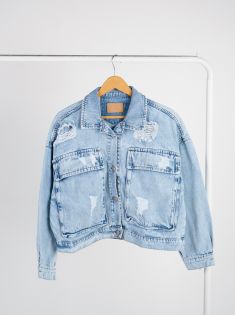 کت جین لیارا