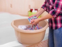 جلوگیری از رنگ پس دادن لباس